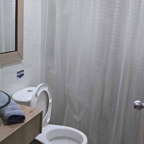 Habitación triple familiar(Cama doble y una sencilla)